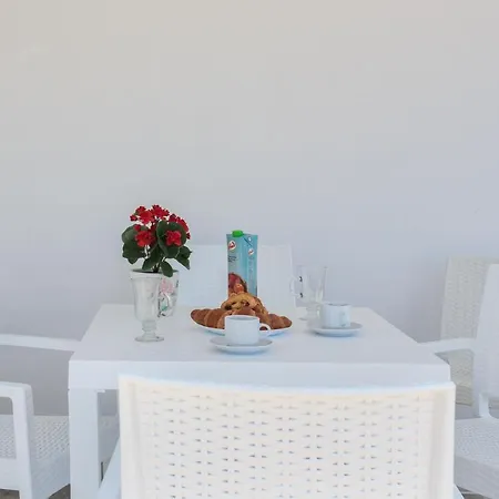 Apartment John's & Parikia (Paros)