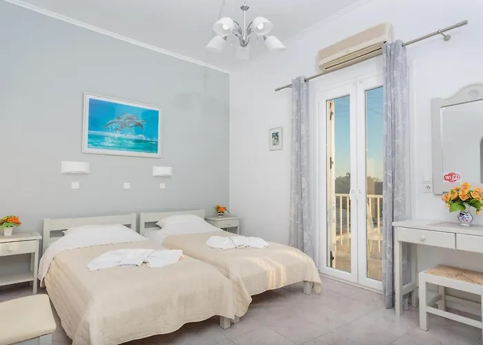 Διαμέρισμα John's & *